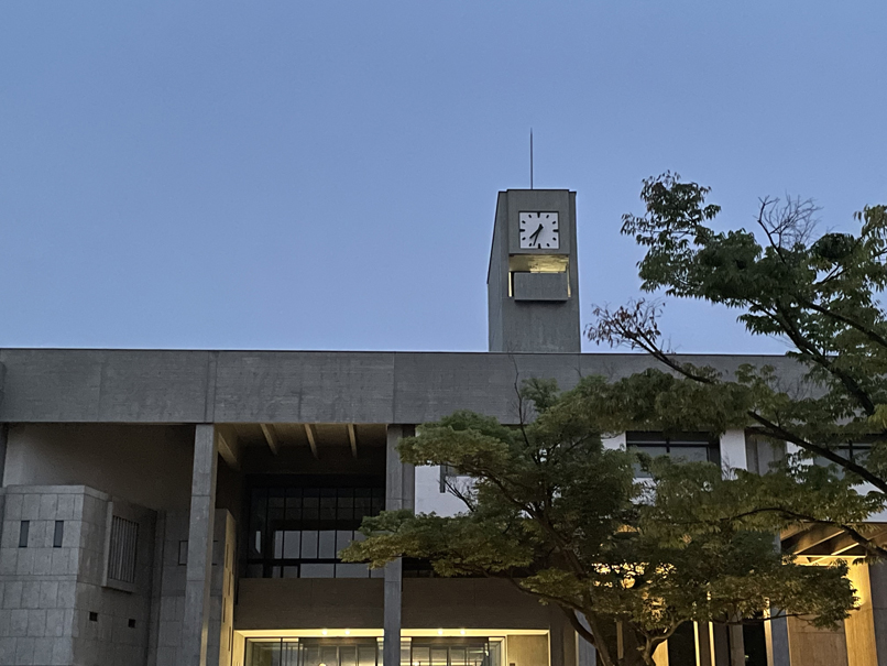 豊田講堂の写真